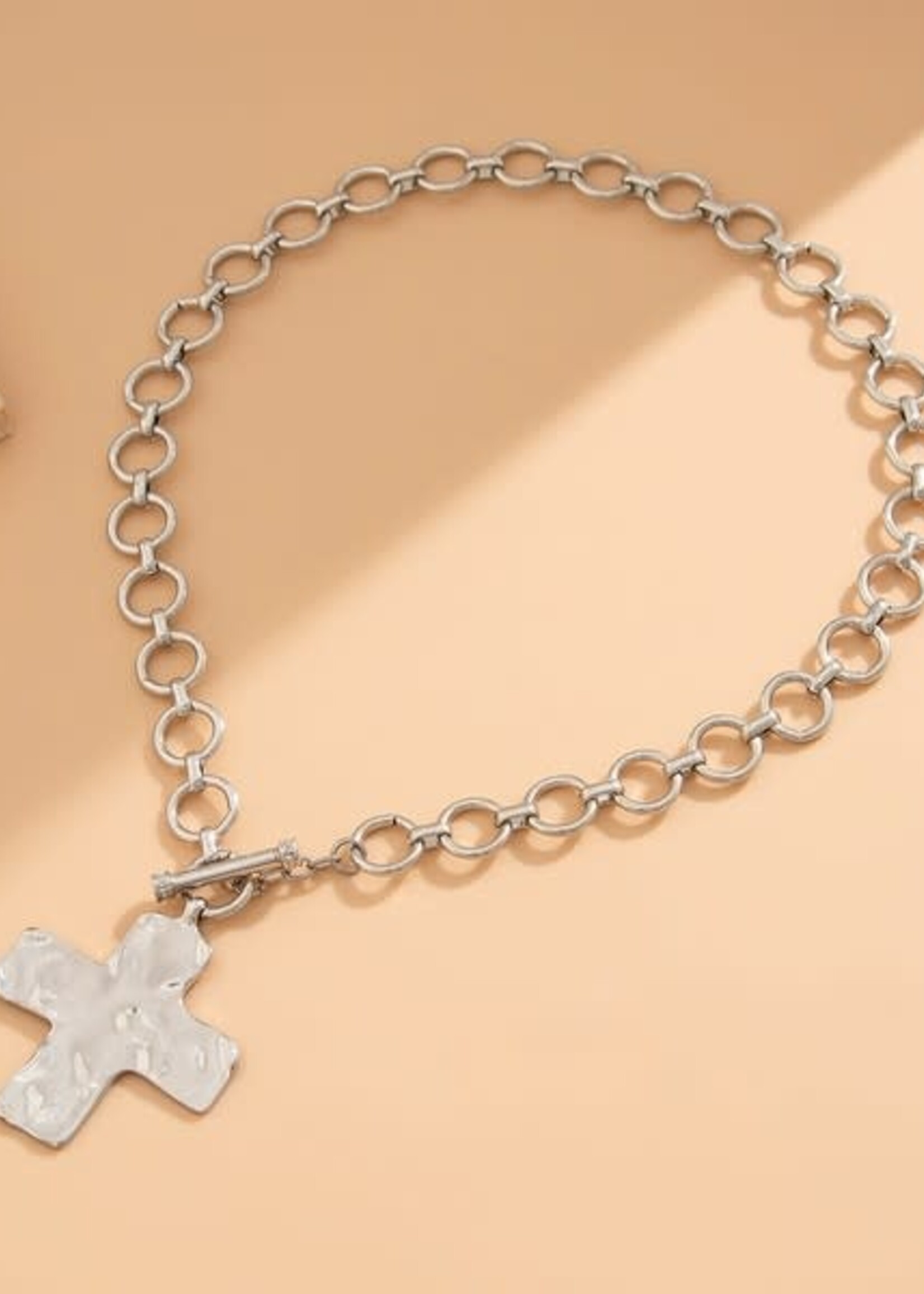 Hammered Cross Necklace (2 Colors)