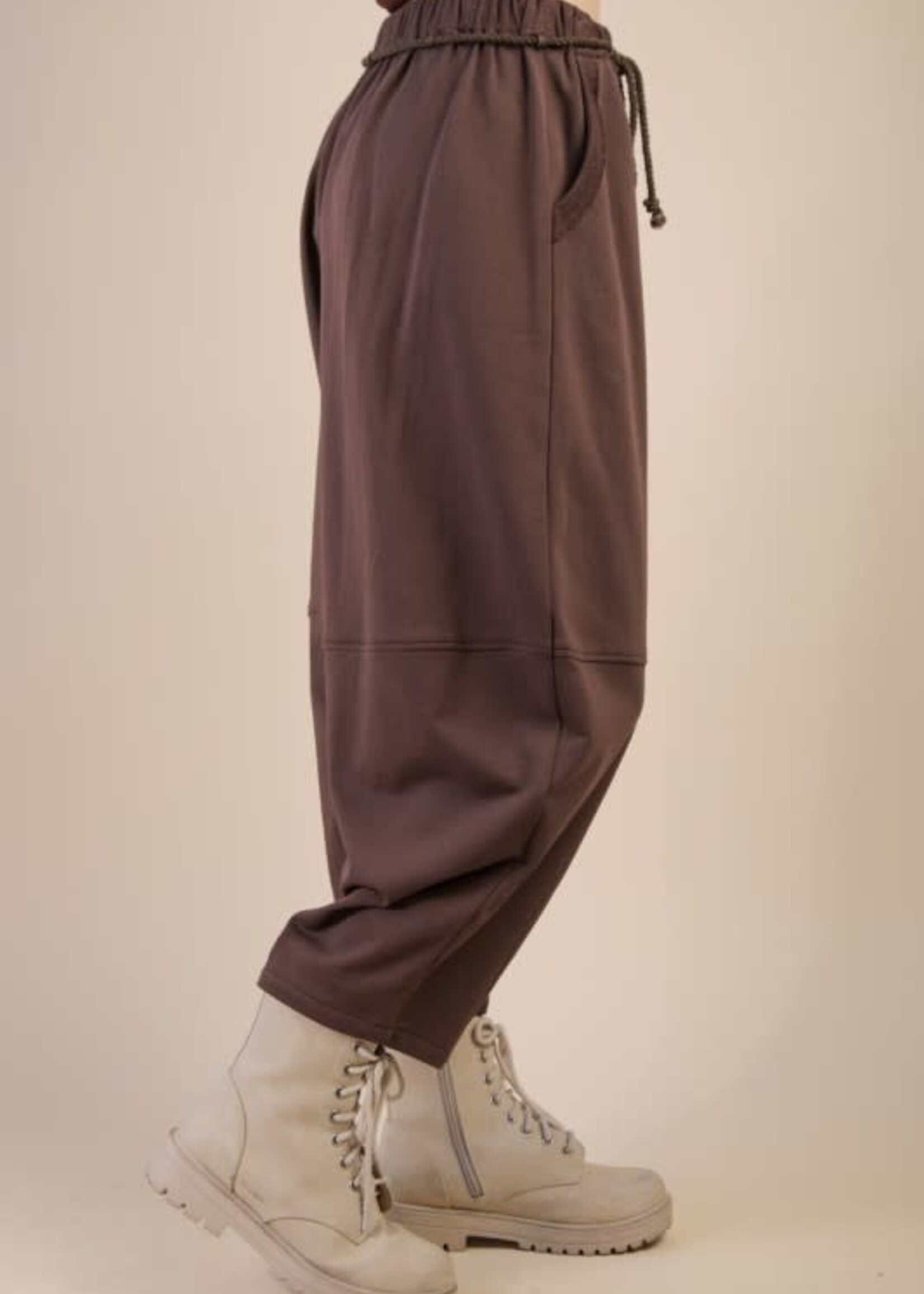 Solid Barrell Joggers (2 Colors)