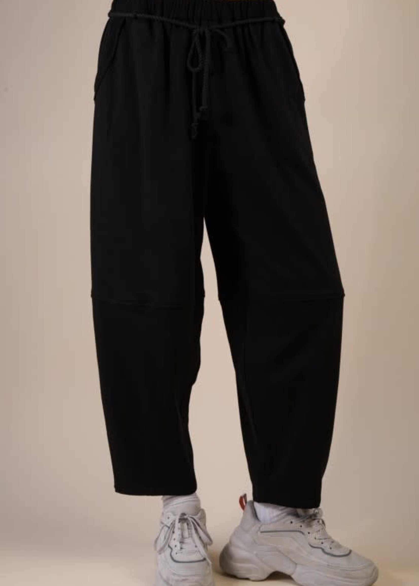 Solid Barrell Joggers (2 Colors)