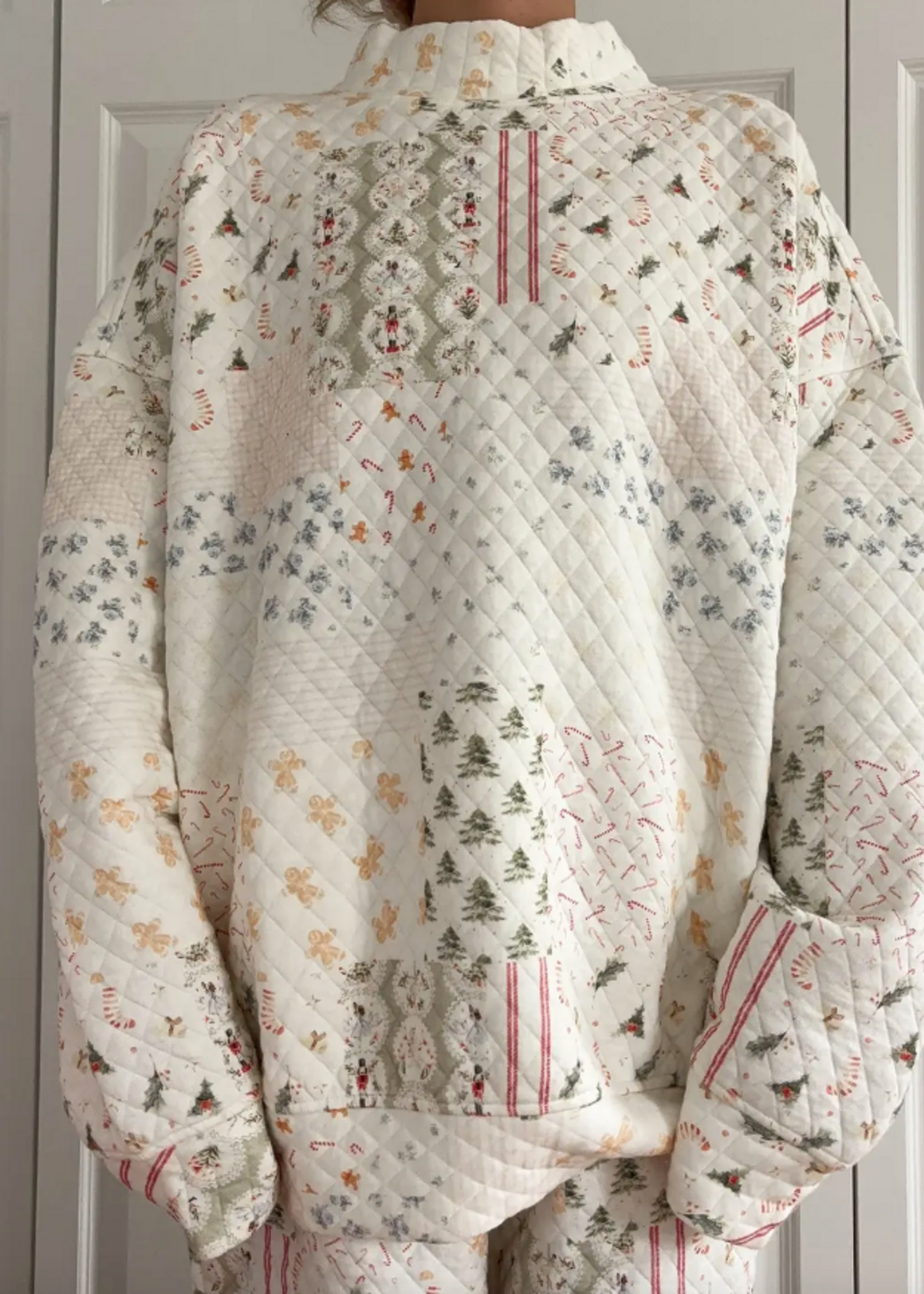 Holiday Quilted Mockneck Sweatshirt