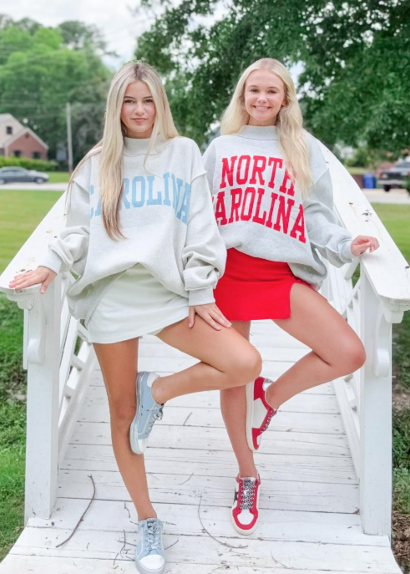 Carolina Tarheels Reversible Mockneck Sweatshirt