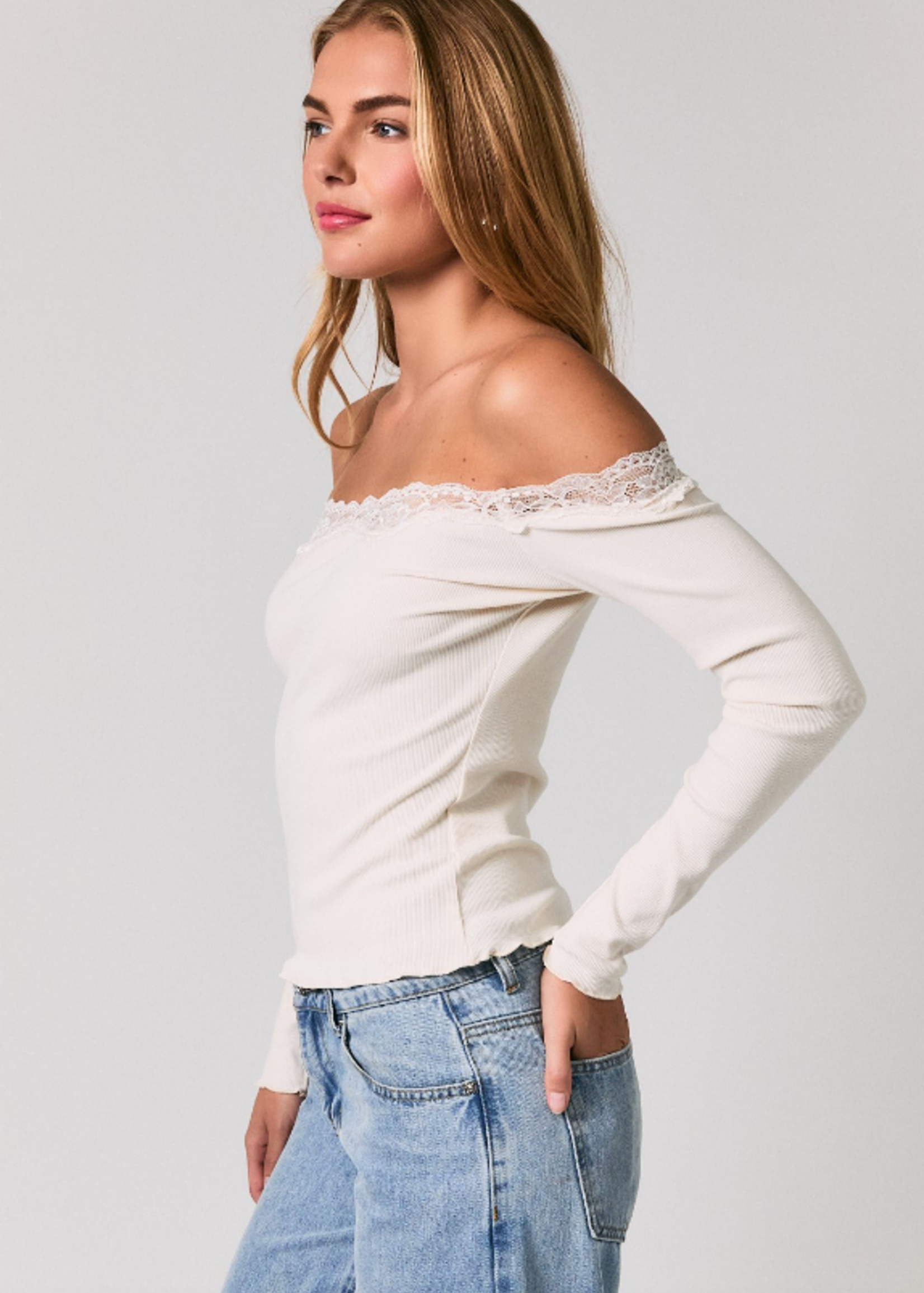 Lily Lace Top (2 Colors)