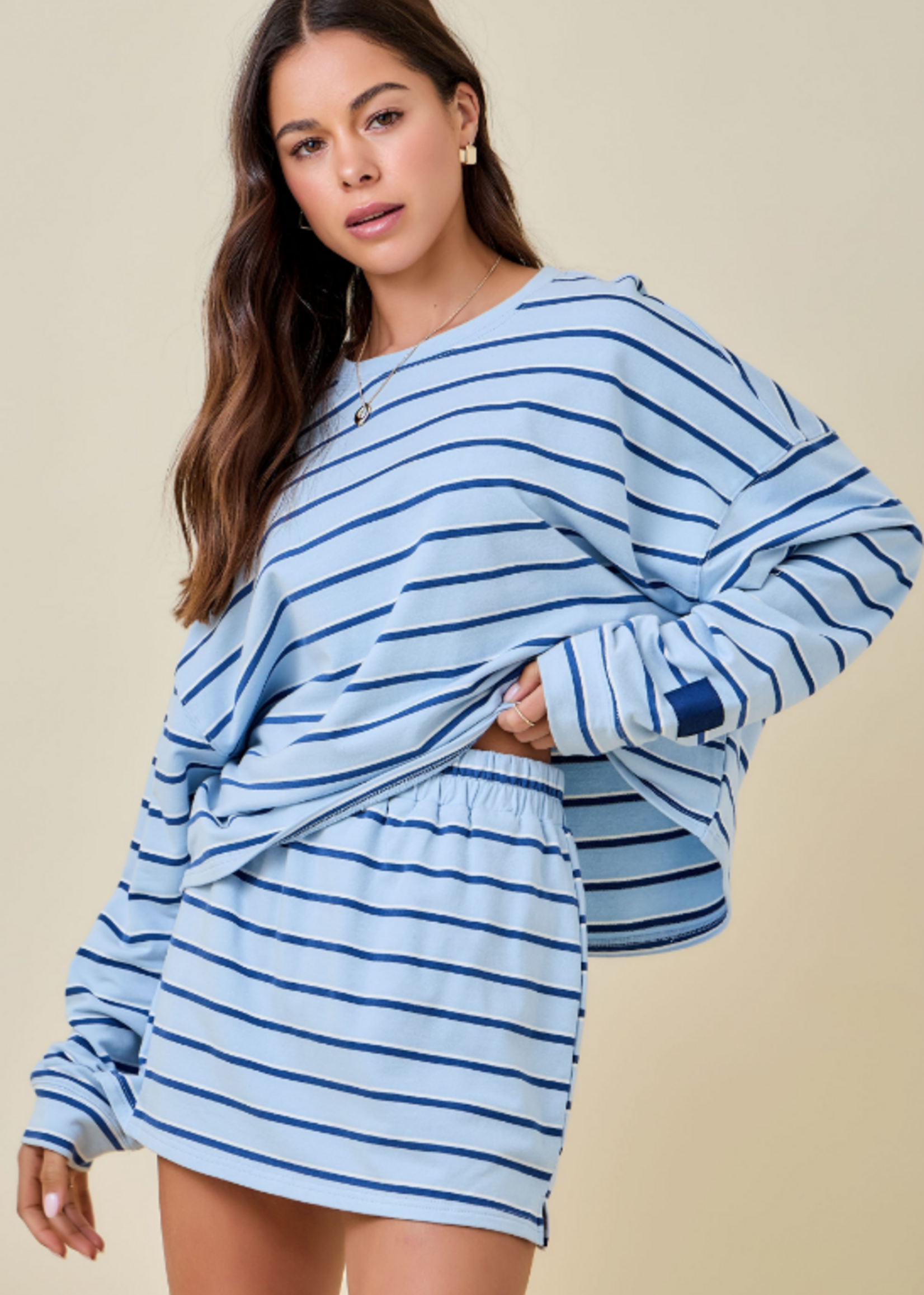 Stripe Hype Sweatshirt (2 Colors)