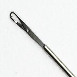 MOMOI REVERSE LATCH NEEDLE