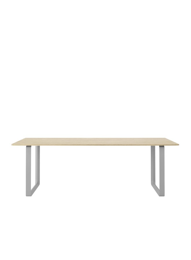 70/70 Table / 225 X 90 CM / 88.5 X 35.5''