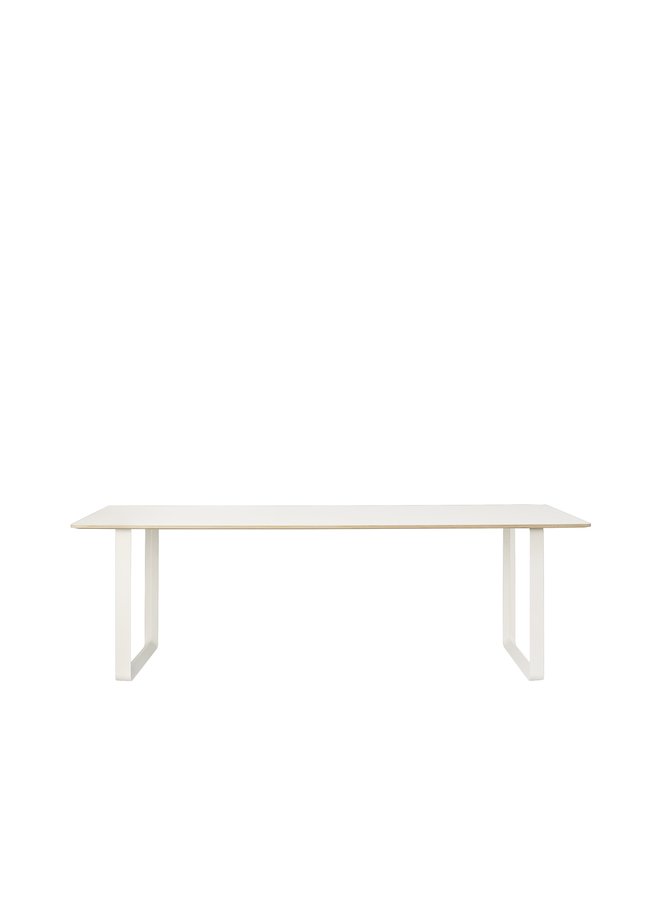 70/70 Table / 225 X 90 CM / 88.5 X 35.5''