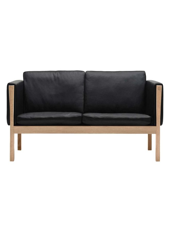 CH 162 Sofa Oak