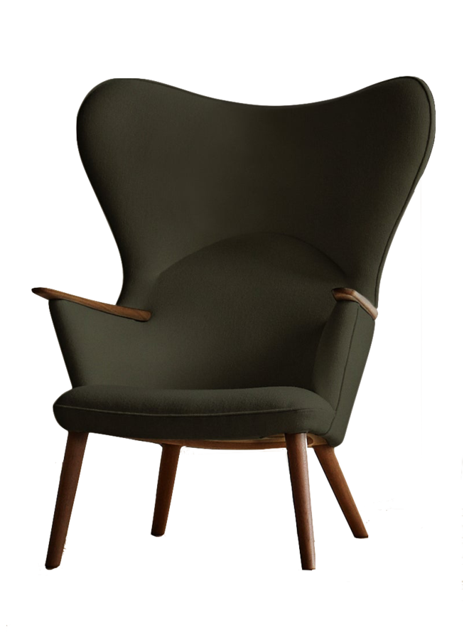 CH78 Mama Bear Lounge Chair Walnut