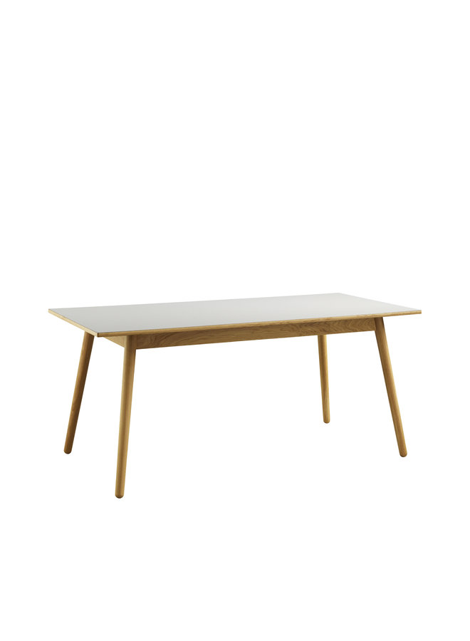 C35B - Dining table