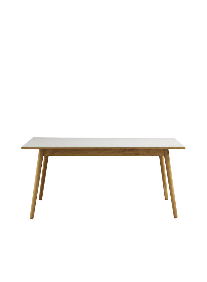 C35B - Dining table