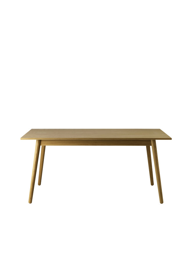 C35B - Dining table