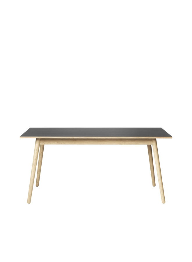 C35B - Dining table