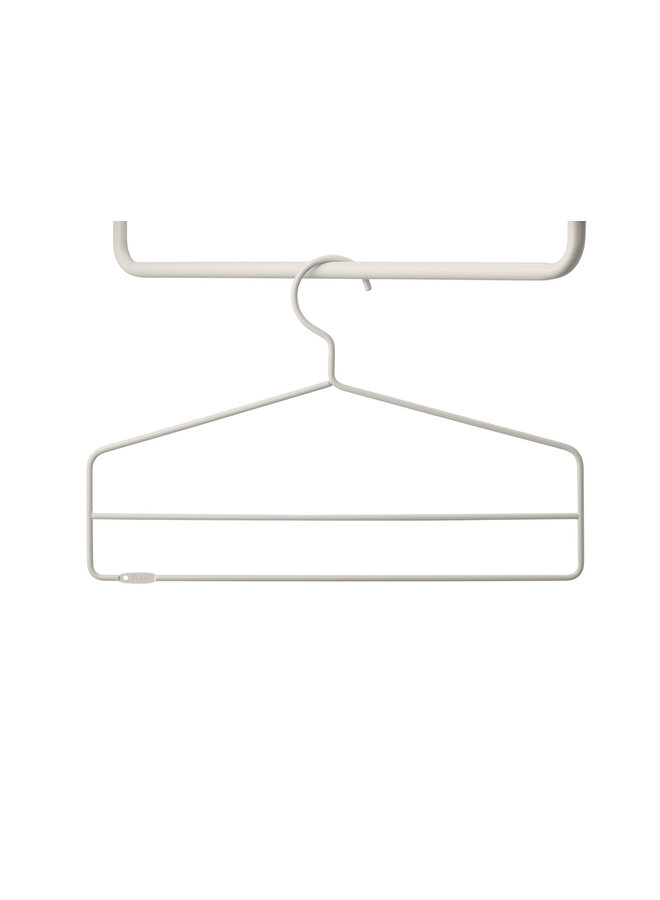 Coat Hanger (String)