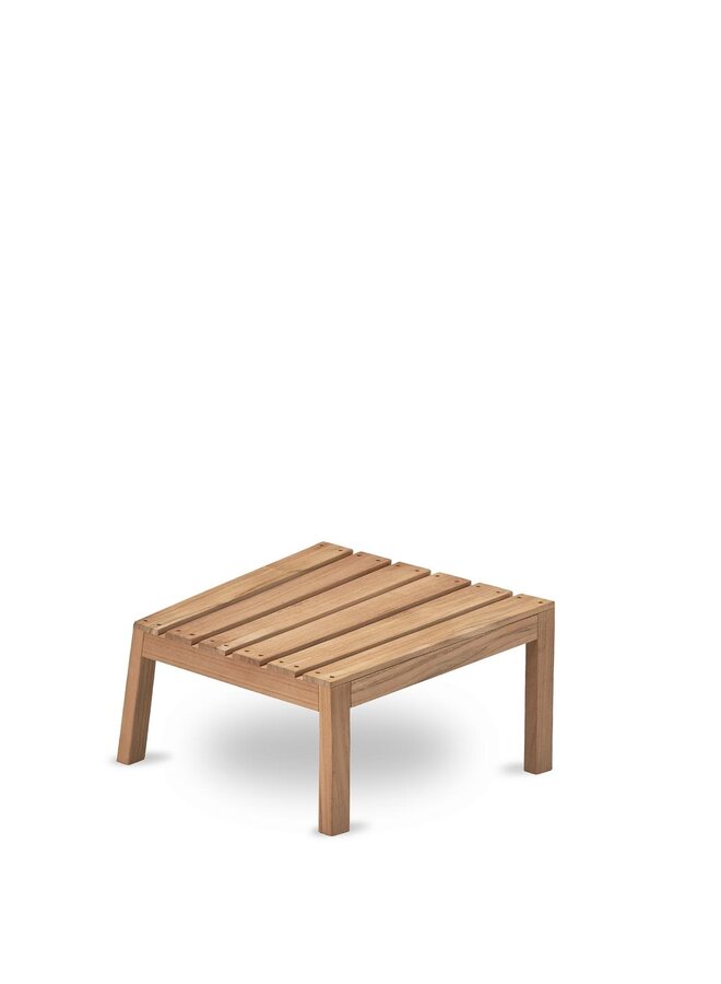 Between Lines Deck Stool