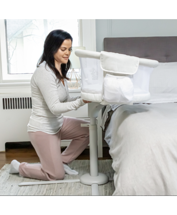 Halo Bassinest Premiere Pebble Hello Baby