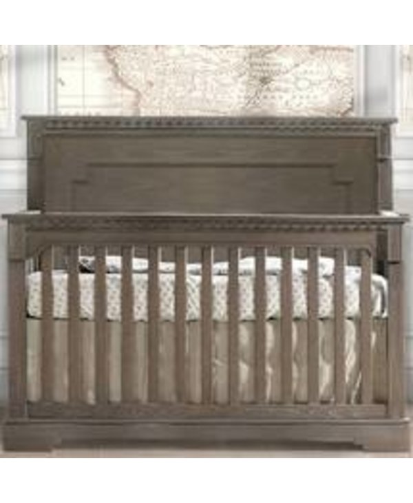Kingsley 2025 venetian crib