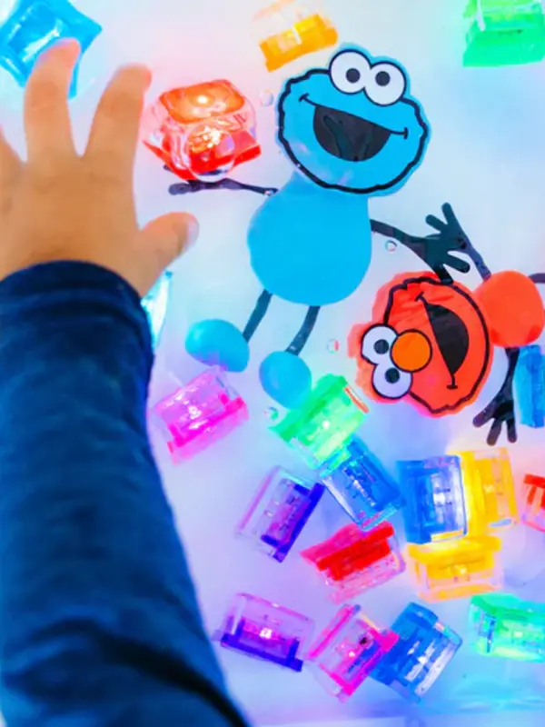 Sesame Street Light Up Cubes