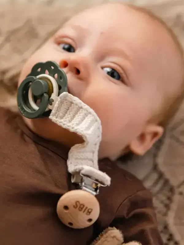 Bibs Bibs Pacifier Clip Knitted