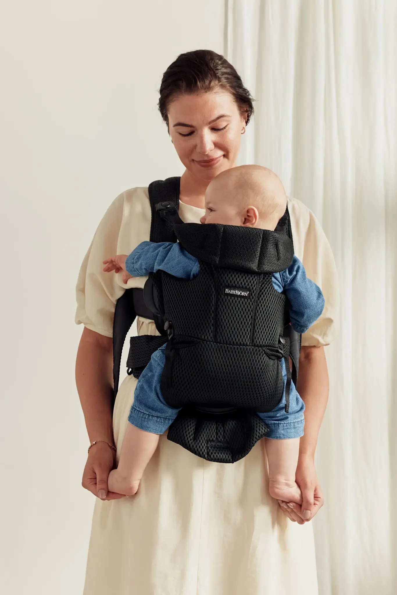 Baby Bjorn Free Baby Carrier -  Black (3D Mesh)