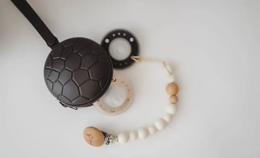 Ninni Co. Pacifier Case