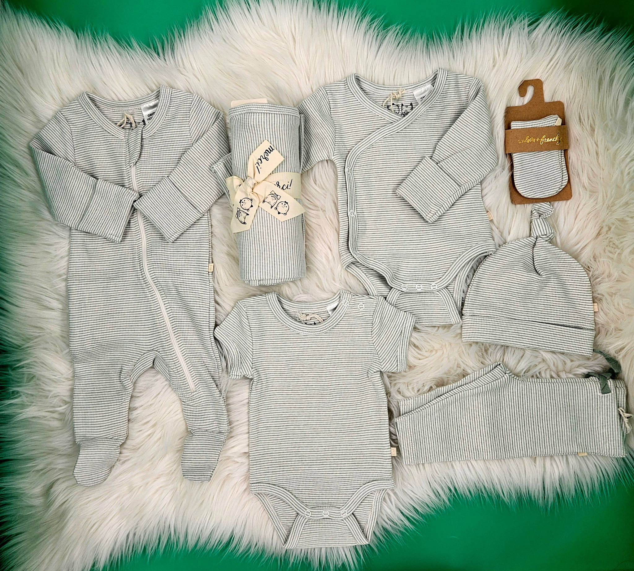 Layette Set (7 pieces)