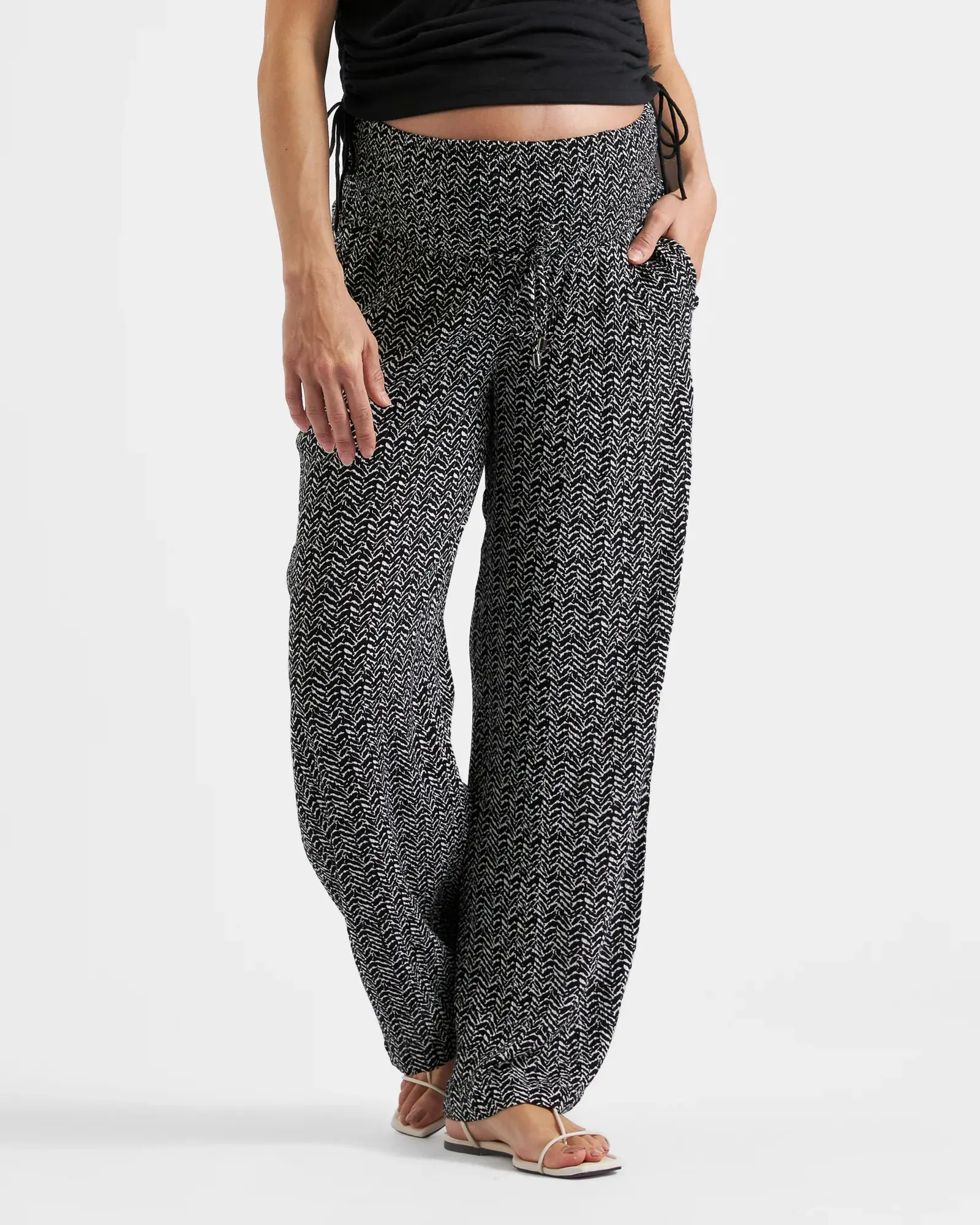 Emmy Shirred Pant - Black/Natural