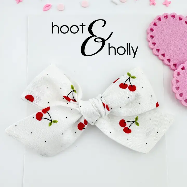 Victoria Bow