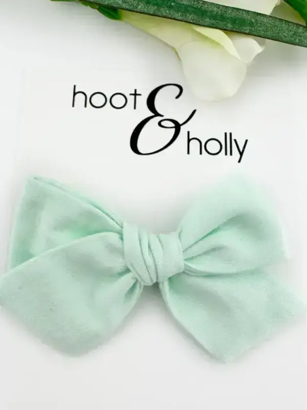 Hoot + Holly Victoria Bow