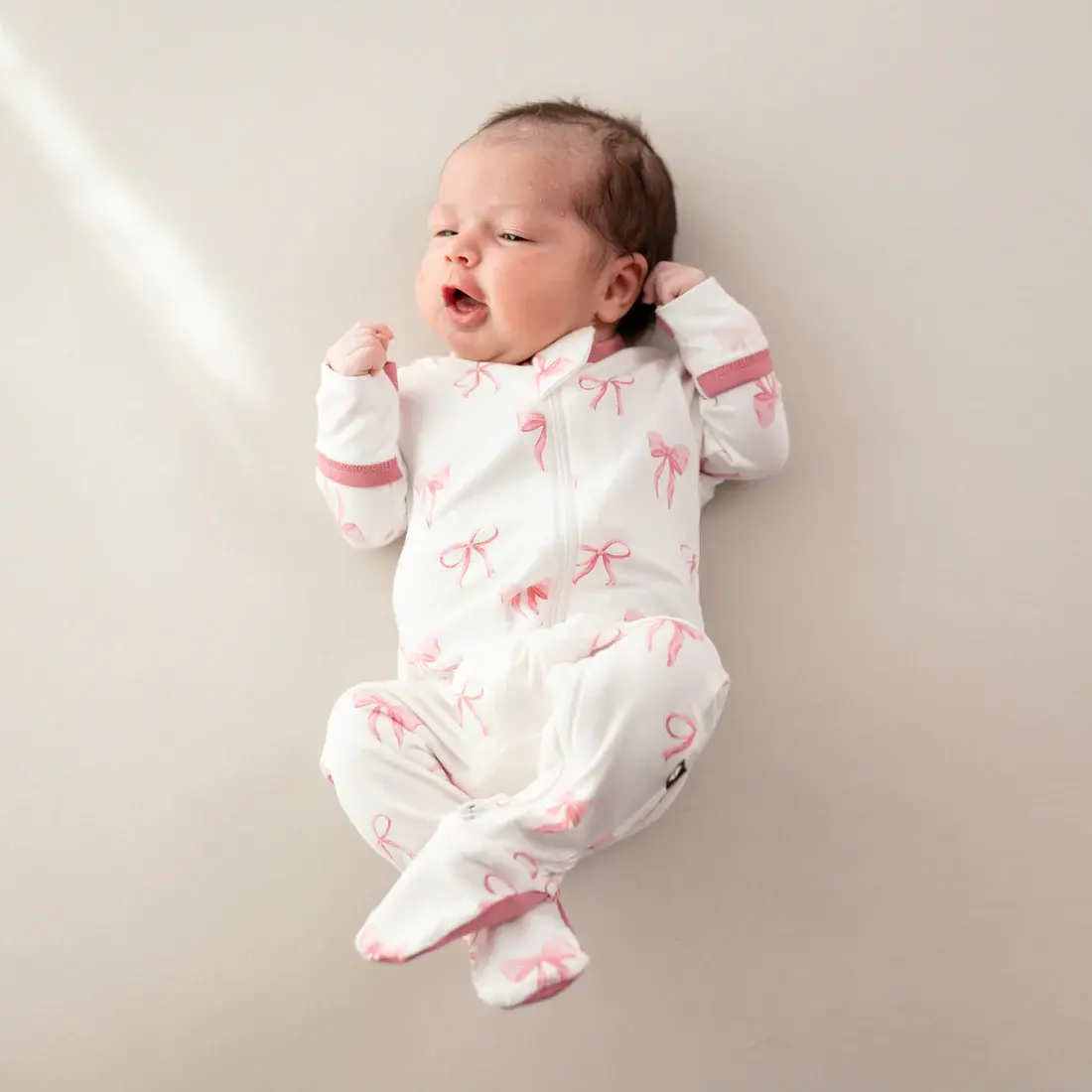 Kyte Zipper Footie - Bow