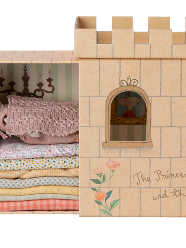 Maileg Princess + the Pea, Big Sister Mouse