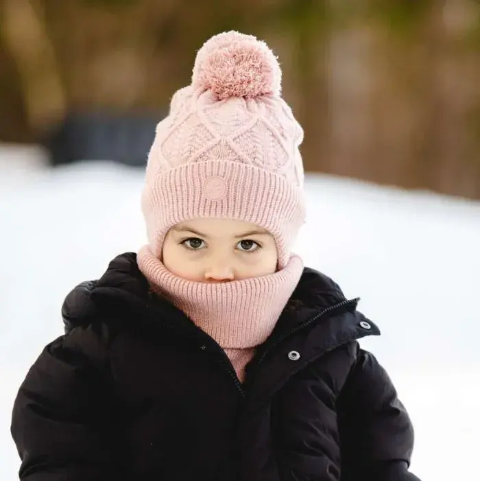 Knit PomPom Windproof Hat