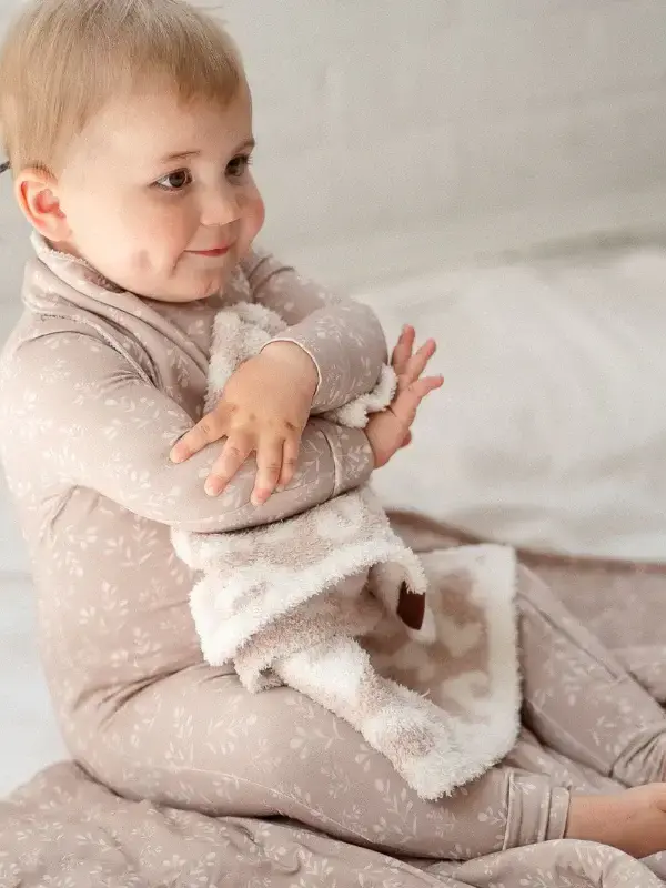 Pip + Phee Plush Blankets (15"x20")