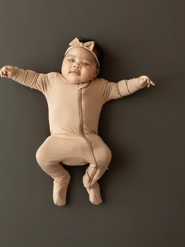 Kyte Zipper Footie - Latte