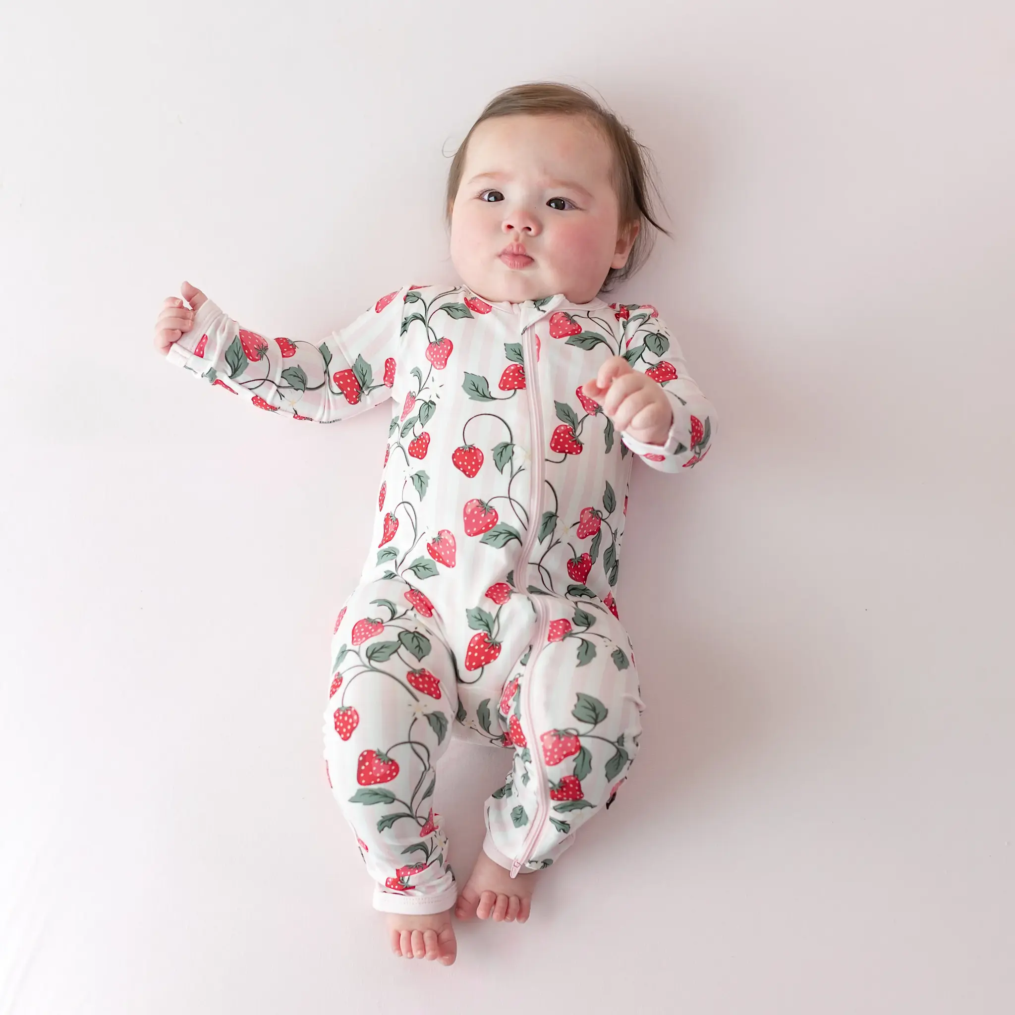 Kyte Zipper Romper - Strawberry Fields