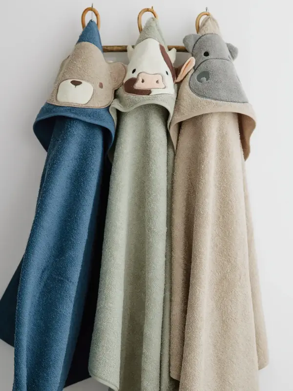 Perlimpinpin Hooded Towel