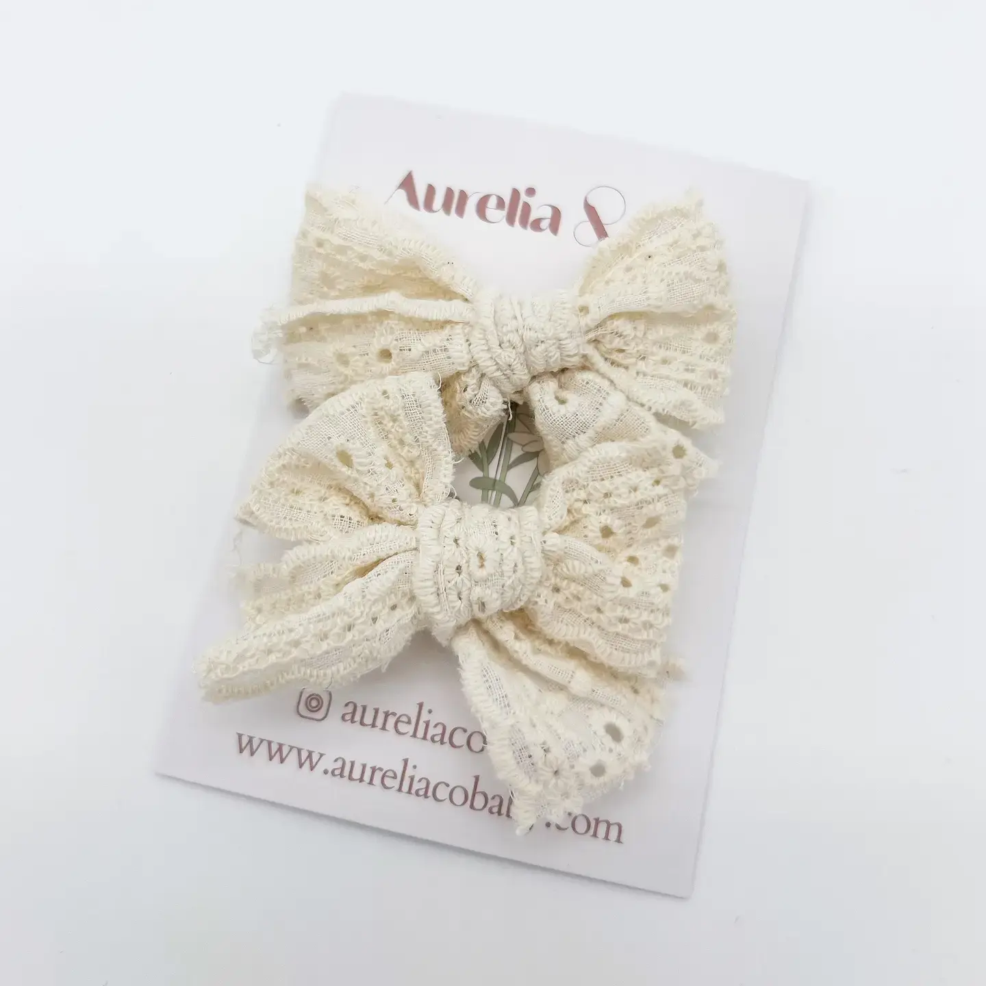 Vintage Lace Bows