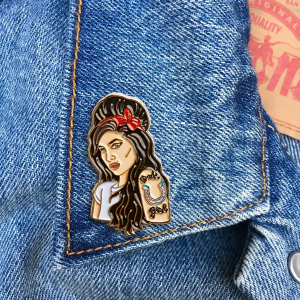 Enamel Pin Amy Winehouse Enamel Pin