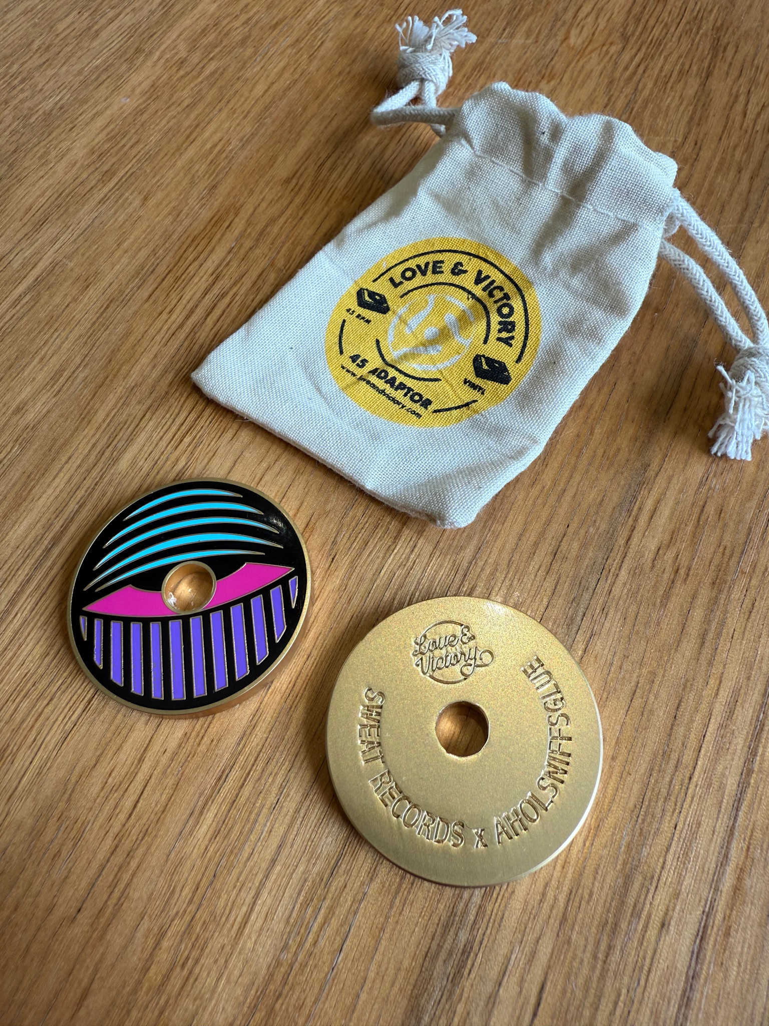 Sweat Records x AHOLSNIFFSGLUE 45 Adapter