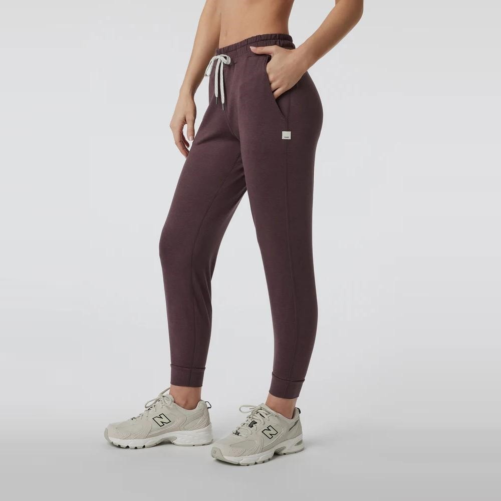 Vuori Women's Performance Jogger - Elderberry Heather