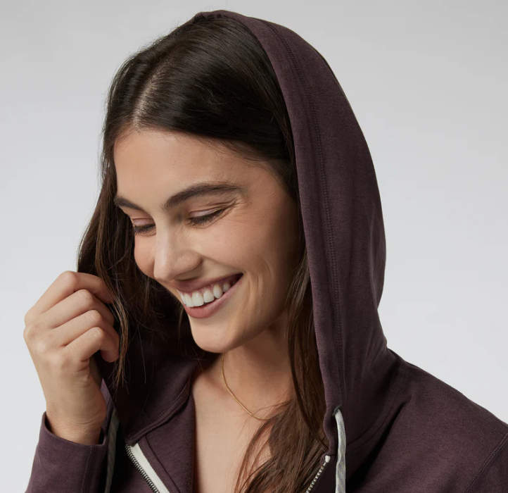 Vuori Women's Halo Performance Hoodie 2.0 - Elderberry Heather
