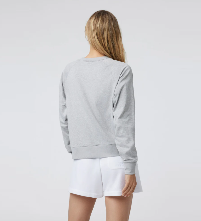 Vuori Women's Long Sleeve Halo Crew - Pale Grey Heather