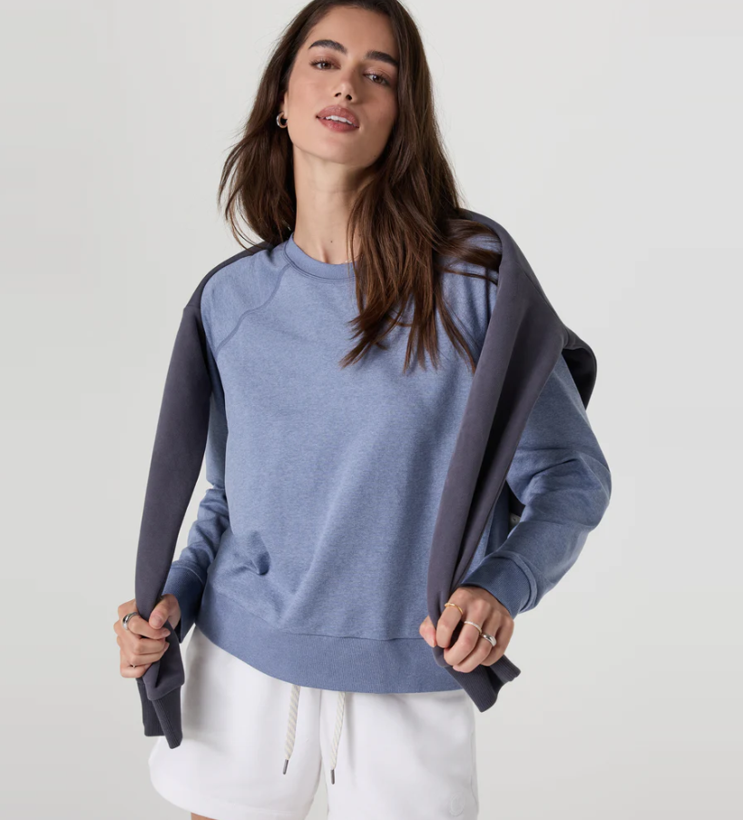 Vuori Women's Long Sleeve Halo Crew - Blue Heron Heather