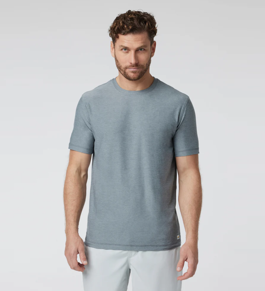 Vuori Men's Strato Tech Tee - Dusty Blue Heather