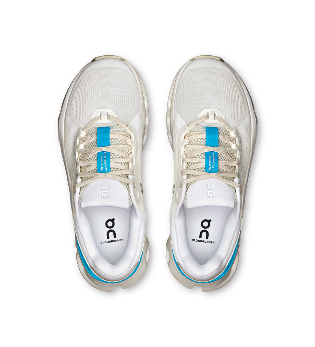 ON Women's Cloudrunner 2