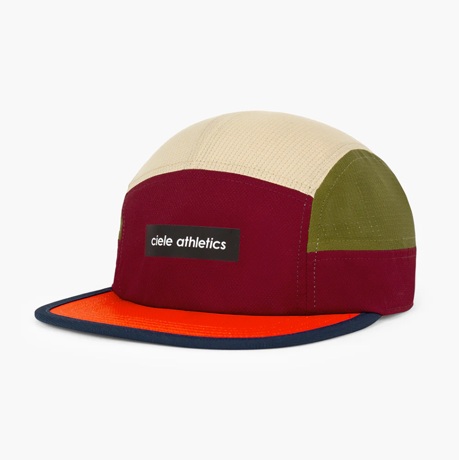 Ciele GOCap - Field - Iconic Bar - Crimson Red - Terrain - M/L
