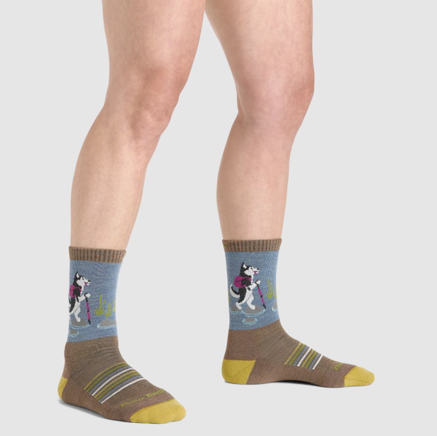 Darn Tough Women's Critter Club Micro Crew Bark | Lightweight with Cushion