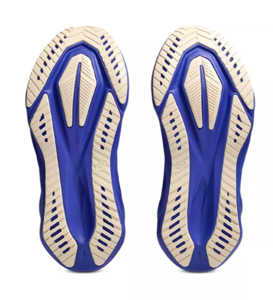 Asics Women's NovaBlast 5