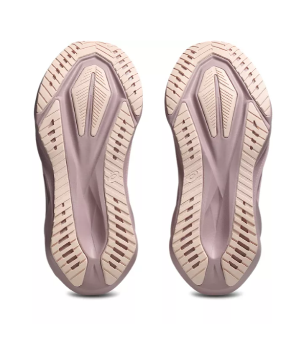 Asics Women's NovaBlast 5