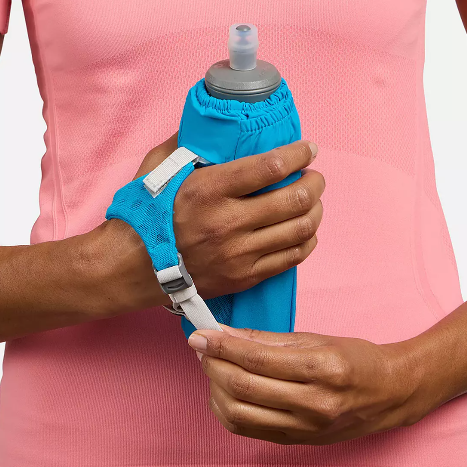 Nathan Pinnacle Insulated18oz Soft Flask - Electric Blue/Silver