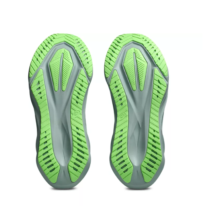 Asics Men's NovaBlast 5